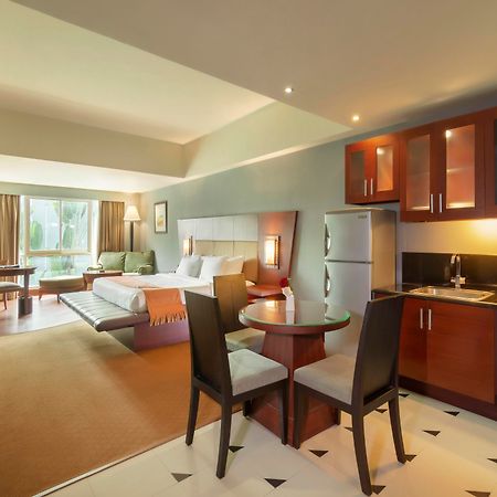Blue Sky Hotel Balikpapan Zewnętrze zdjęcie