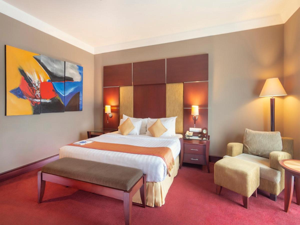 Blue Sky Hotel Balikpapan Zewnętrze zdjęcie