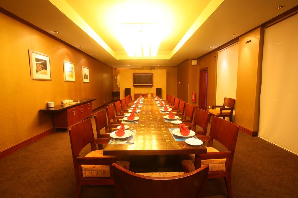 Blue Sky Hotel Balikpapan Zewnętrze zdjęcie