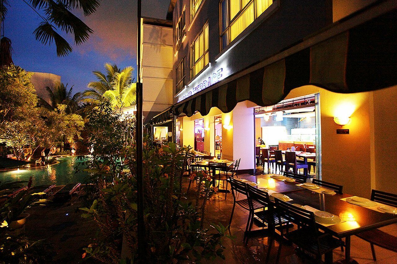 Blue Sky Hotel Balikpapan Zewnętrze zdjęcie
